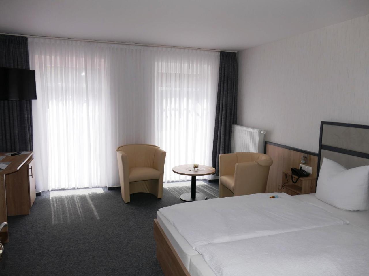 Hotel Diekgerdes, 克洛彭堡 外观 照片